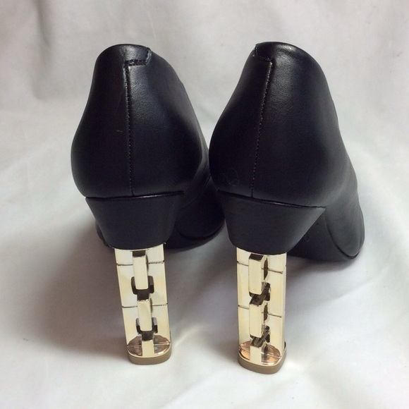 Katy Perry Matte Black The Suzzie Chain Heel Pumps - Picture 4 of 6